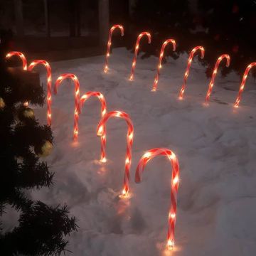 Perfect Holiday Candy Cane Solar Lights