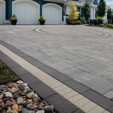 BELGARD Melville™ Slab Accent Pavers, 80 mm