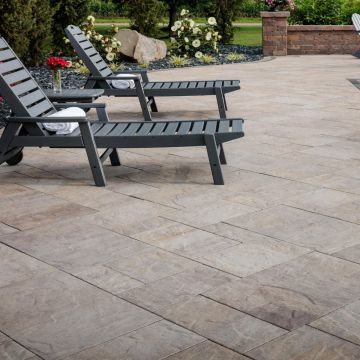 BELGARD Origins™ 18, Paver Bricks, 3-Piece System